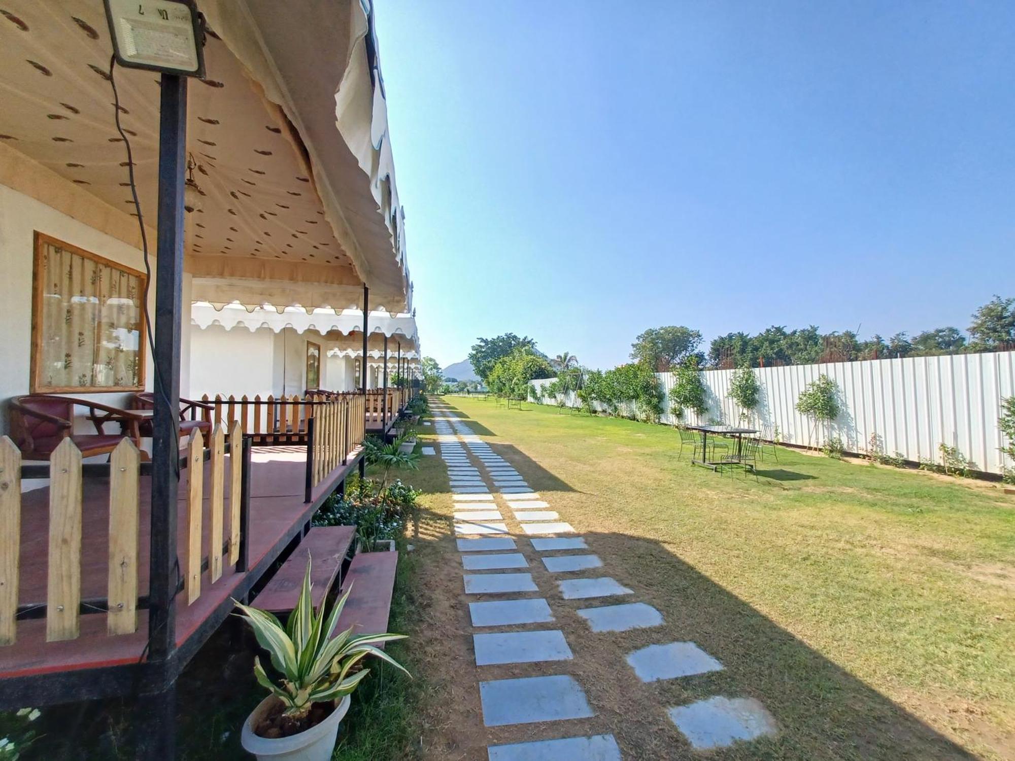 Royal Pushkar Camps- A Luxury Camp Resort מראה חיצוני תמונה
