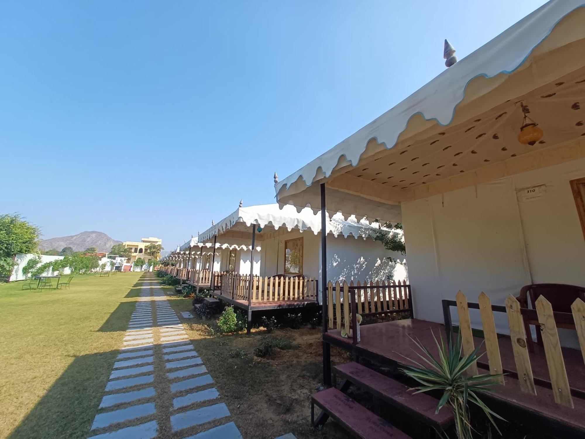 Royal Pushkar Camps- A Luxury Camp Resort מראה חיצוני תמונה