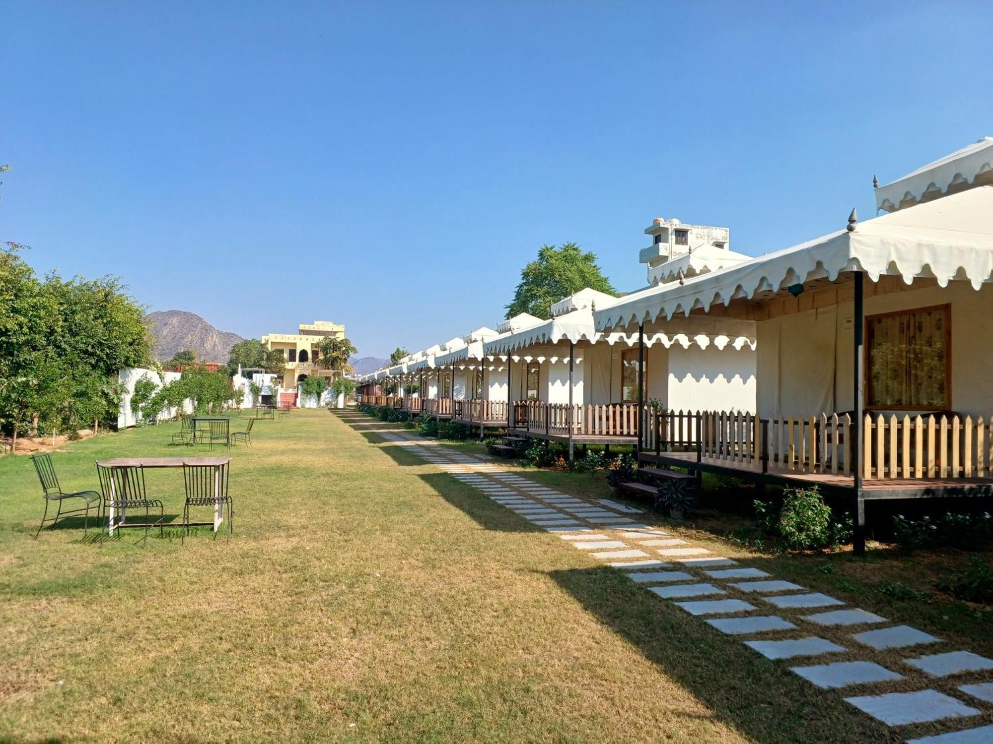 Royal Pushkar Camps- A Luxury Camp Resort מראה חיצוני תמונה