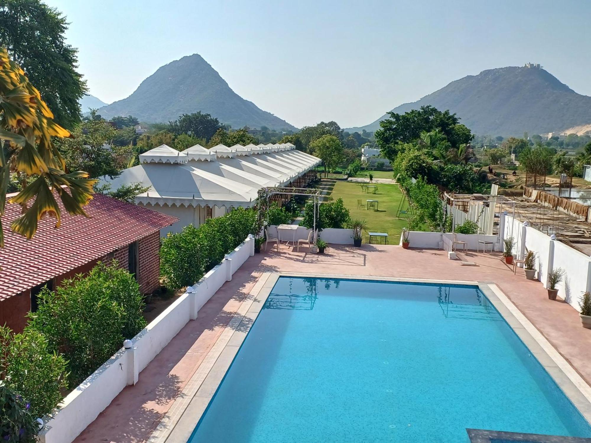 Royal Pushkar Camps- A Luxury Camp Resort מראה חיצוני תמונה